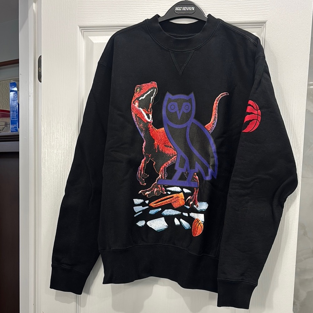 Toronto Raptors OVO black sweatshirt. Size small.